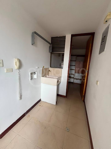 Apartamento en arriendo en La Florida, Medellín · foto 18 de 19