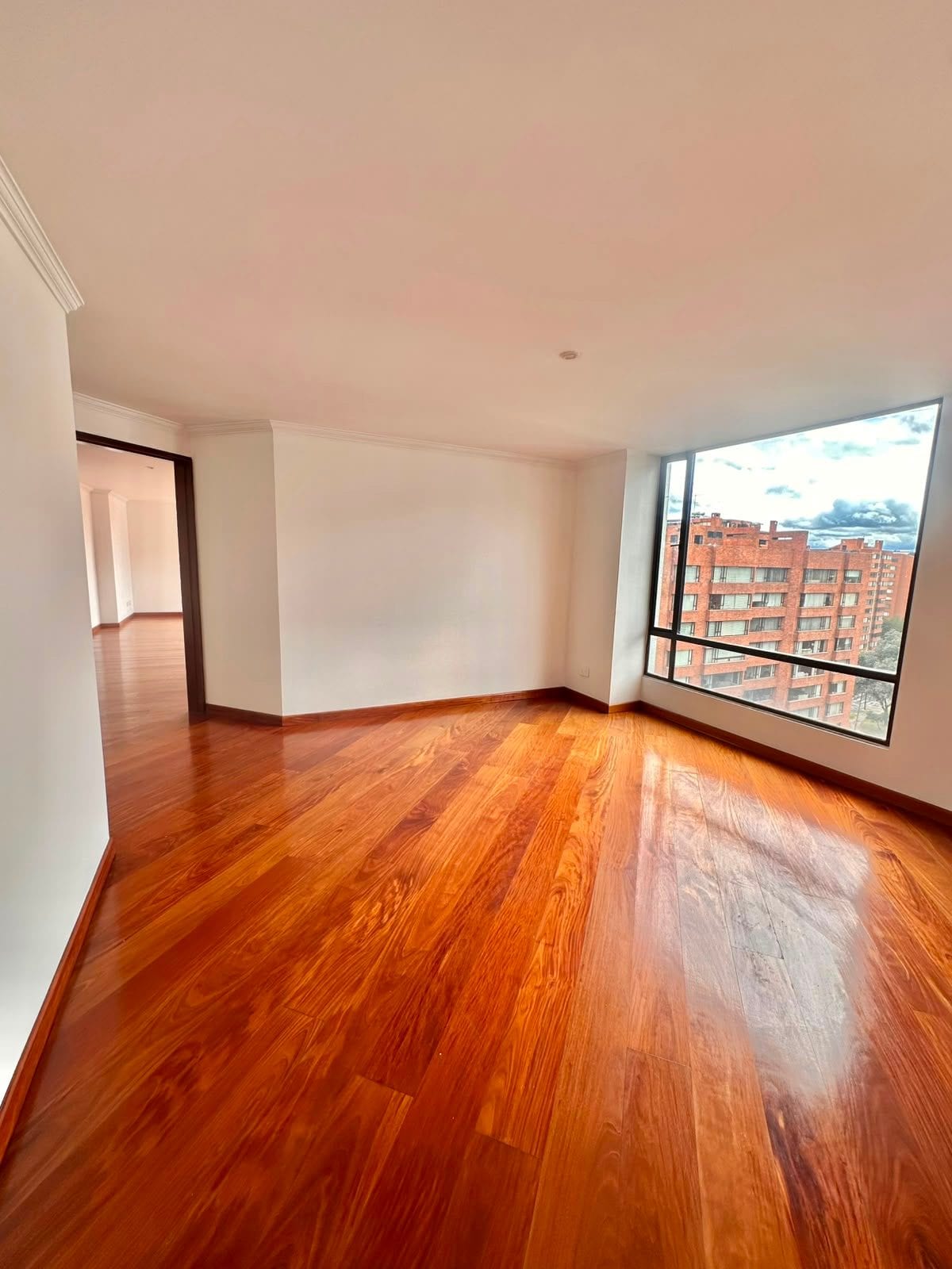 Apartamento en venta en Santa Barbara, Bogotá · foto 2 de 14