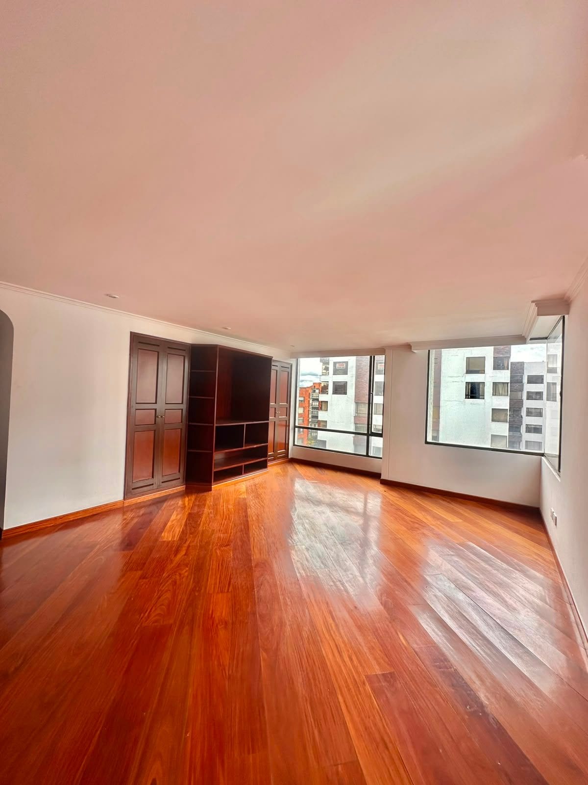 Apartamento en venta en Santa Barbara, Bogotá · foto 8 de 14