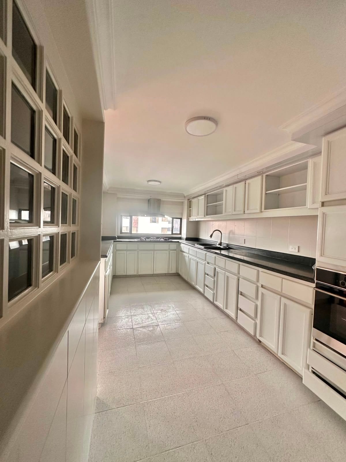Apartamento en venta en Santa Barbara, Bogotá · foto 13 de 14