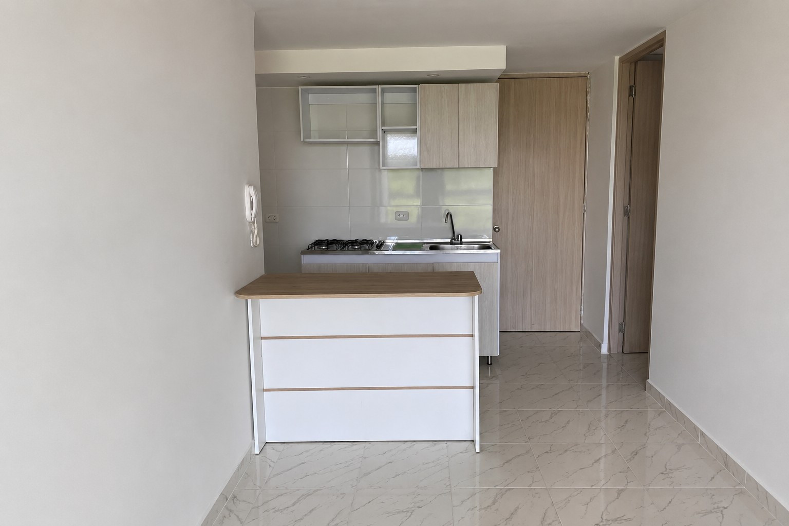 Apartamento en arriendo en Miramar, Barranquilla · foto 4 de 13
