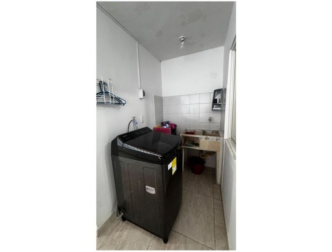 Casa de 8 alcobas en venta en El Guabal, Cali, 405 m² · foto 8 de 24
