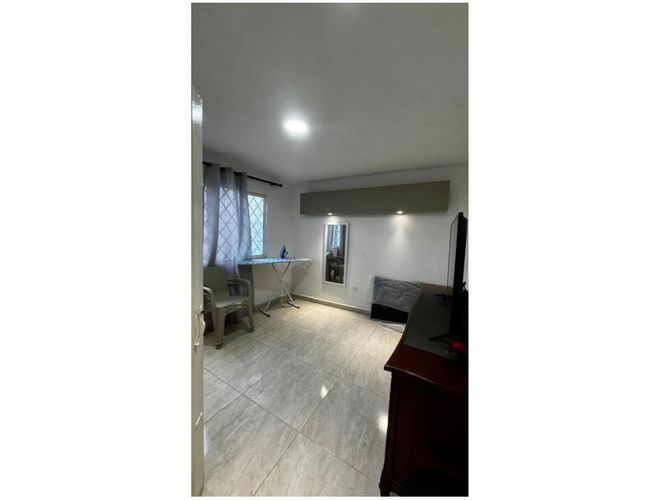 Casa de 8 alcobas en venta en El Guabal, Cali, 405 m² · foto 11 de 24