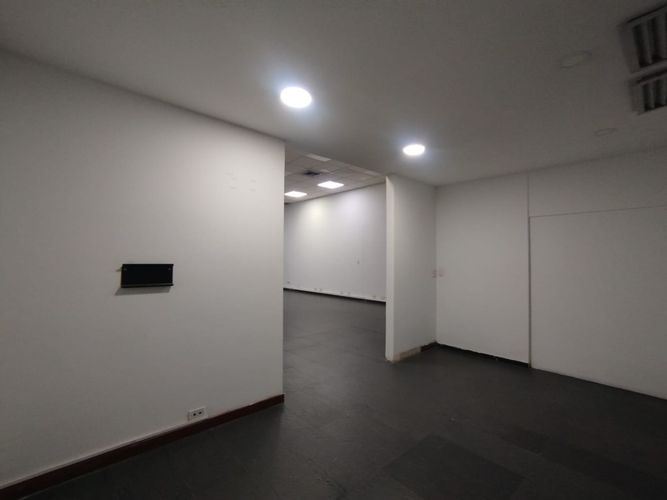 Local en arriendo en Santa Monica, Cali, 200 m² · foto 11 de 24