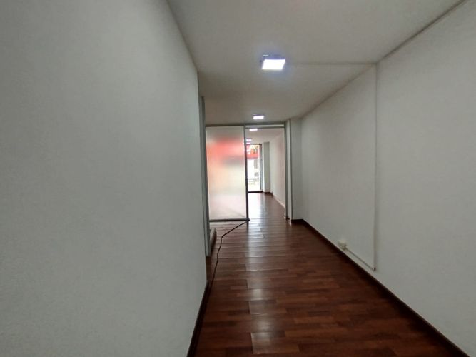 Local en arriendo en Santa Monica, Cali, 200 m² · foto 20 de 24