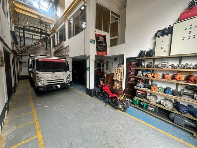 Bodega en venta en Ricaurte, Bucaramanga, 276 m² · foto 5 de 24