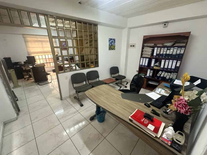 Bodega en venta en Ricaurte, Bucaramanga, 276 m² · foto 18 de 24