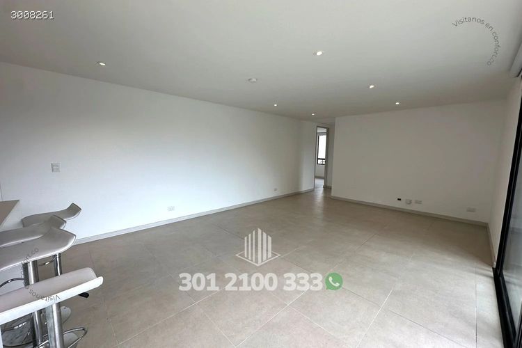 Apartamento de 3 alcobas en arriendo en Castropol, Medellín, 104 m² · foto 2 de 24