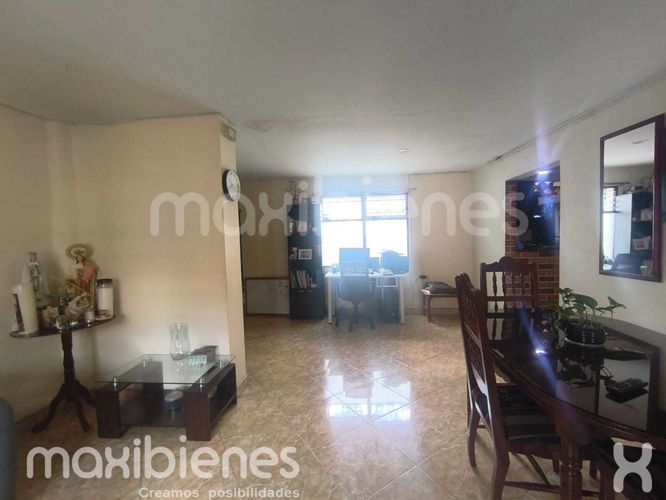 Apartamento de 4 alcobas en venta en San Javier No.1, Medellín, 182 m² · foto 7 de 9
