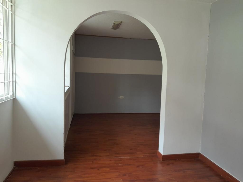 Casa en venta en Chapinero Alto, Bogotá · foto 8 de 24
