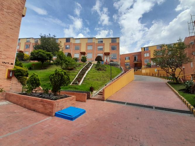 Casa en venta en Almirante Colon, Bogotá · foto 2 de 22