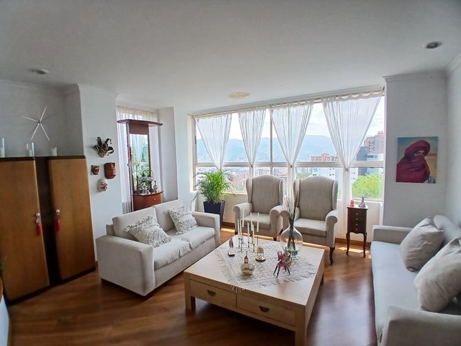 Apartamento de 3 alcobas en venta en San Lucas, Medellín, 182 m² · foto 4 de 20