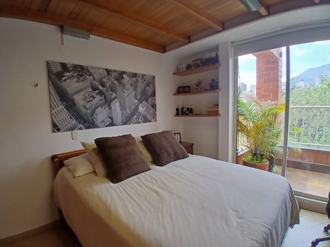 Apartamento de 3 alcobas en venta en San Lucas, Medellín, 182 m² · foto 9 de 20