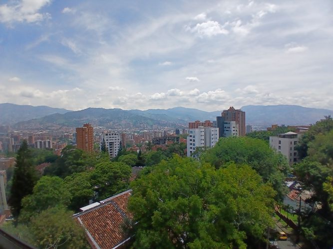 Apartamento de 3 alcobas en venta en San Lucas, Medellín, 182 m² · foto 19 de 20