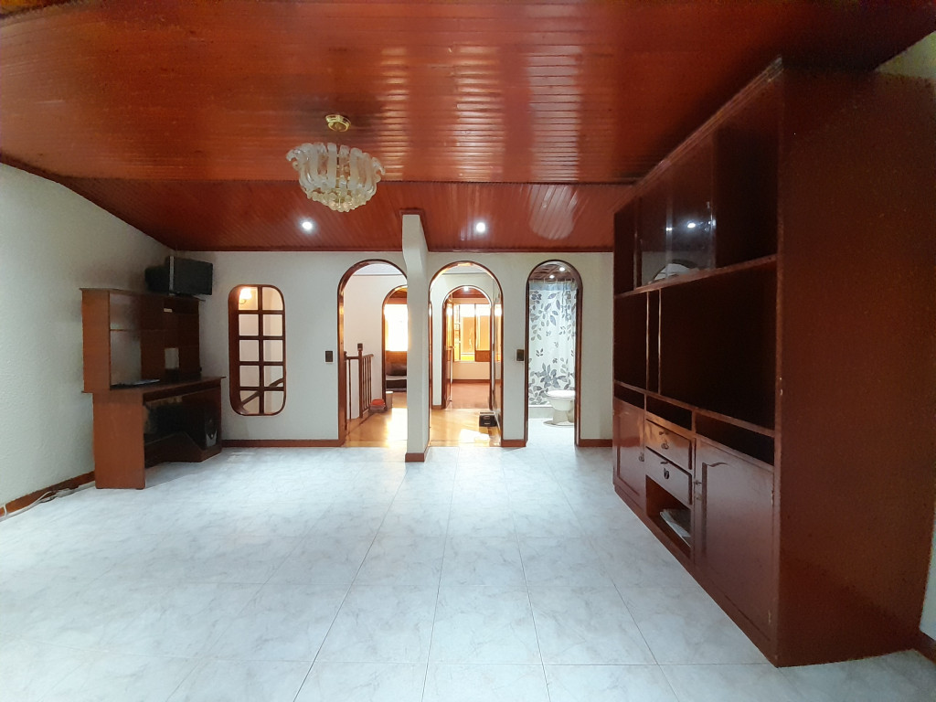 Casa en venta en Torremolinos, Bogotá · foto 4 de 24