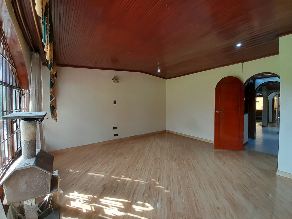 Casa en venta en Torremolinos, Bogotá · foto 8 de 24
