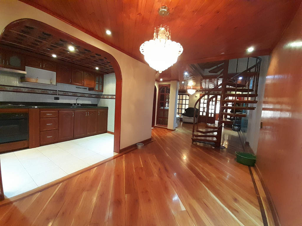 Casa en venta en Torremolinos, Bogotá · foto 17 de 24