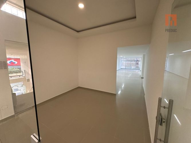 Oficina en venta en Altos Del Prado, Barranquilla, 178 m² · foto 4 de 14