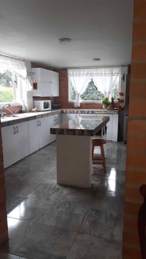 Casa de 4 alcobas en venta en Bella Vista, Sopó, 240 m² · foto 9 de 24