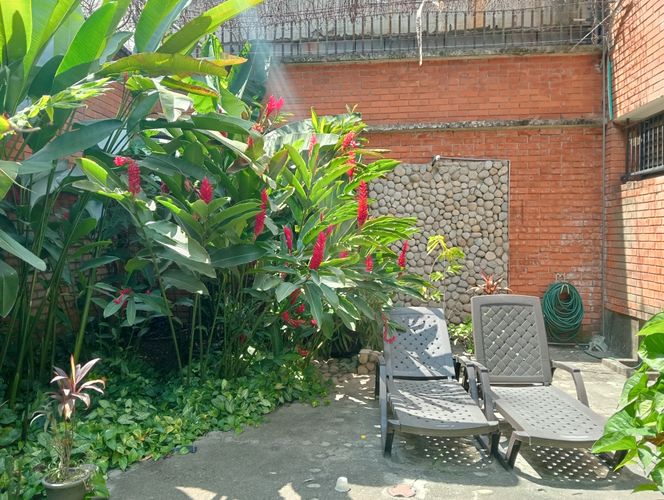 Casa de 6 alcobas en venta en Santa Teresita, Cali, 590 m² · foto 8 de 24