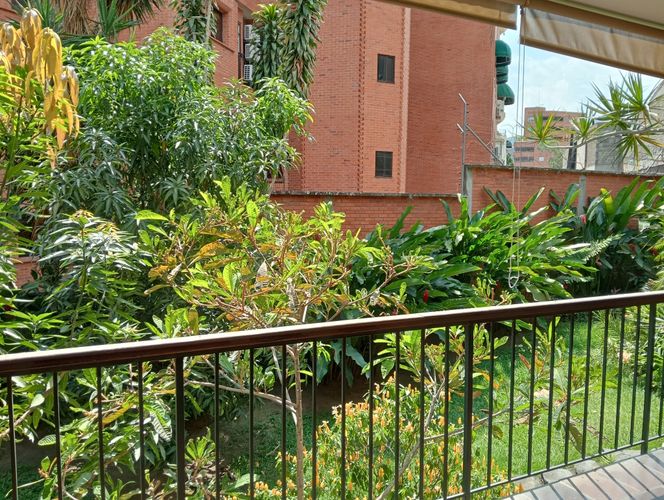 Casa de 6 alcobas en venta en Santa Teresita, Cali, 590 m² · foto 20 de 24