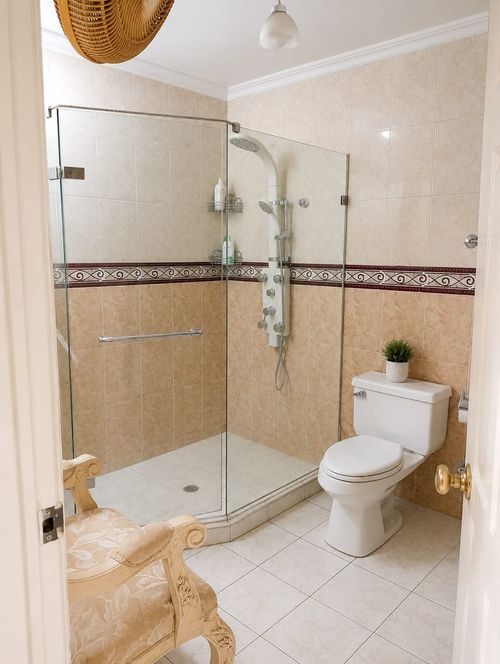 Casa de 6 alcobas en venta en Las Delicias, Barranquilla, 742 m² · foto 22 de 24