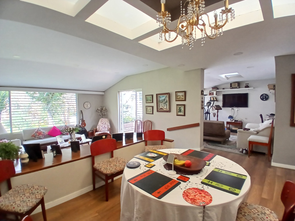 Casa en venta en Lagos De Cordoba, Bogotá · foto 5 de 19