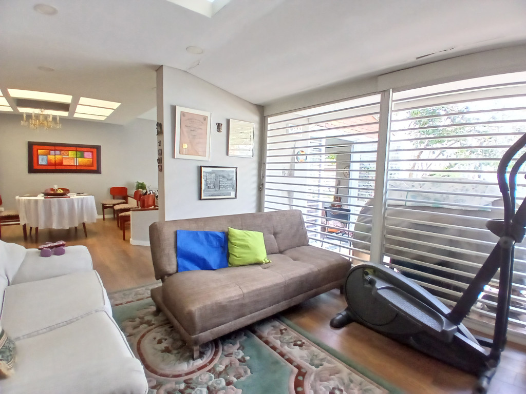 Casa en venta en Lagos De Cordoba, Bogotá · foto 8 de 19