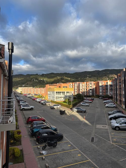 Casa de 5 alcobas en venta en Cr. Reserva De Akora, Tocancipá, 108 m² · foto 10 de 16