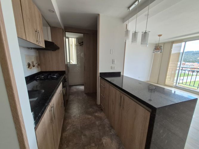 Apartamento de 3 alcobas en venta en Conjunto Residencial Abundara, Madrid, 64 m² · foto 12 de 24