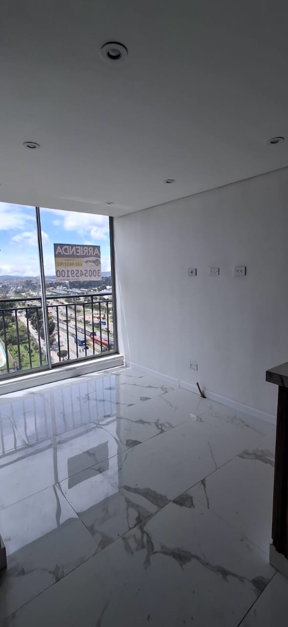 Apartamento en venta en Balmoral, Bogotá · foto 7 de 18
