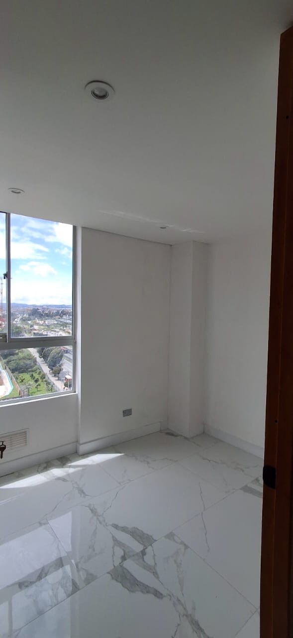 Apartamento en venta en Balmoral, Bogotá · foto 6 de 18