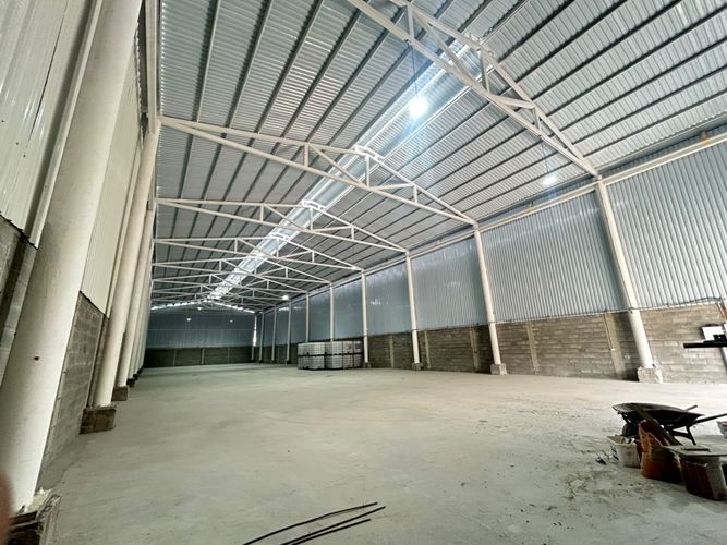 Bodega en arriendo en Bellavista, Cali, 1000 m² · foto 2 de 7