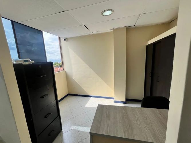 Oficina en arriendo en Centro, Bucaramanga, 197 m² · foto 5 de 19