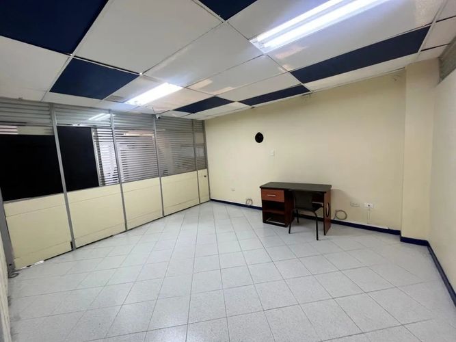 Oficina en arriendo en Centro, Bucaramanga, 197 m² · foto 8 de 19