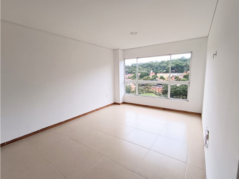 Apartamento en venta en Los Colores, Medellín · foto 10 de 24
