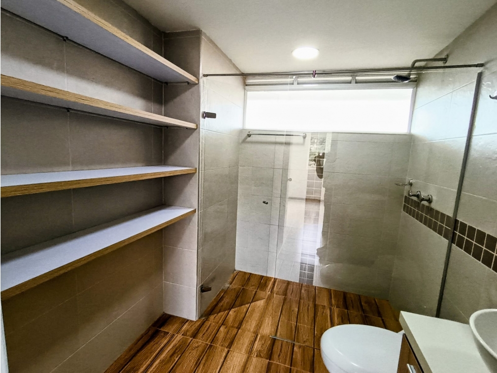 Apartamento en venta en Los Colores, Medellín · foto 16 de 24