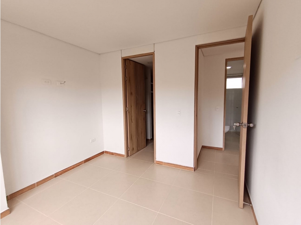Apartamento en venta en Los Colores, Medellín · foto 17 de 24