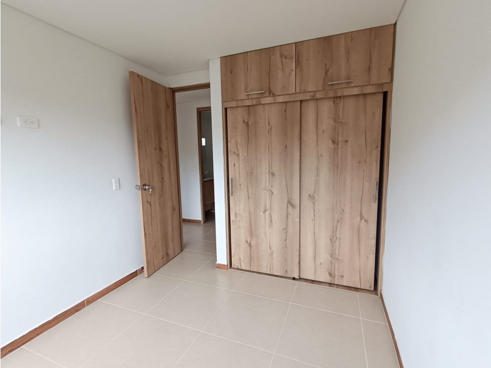 Apartamento en venta en Los Colores, Medellín · foto 20 de 24