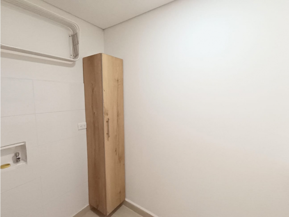 Apartamento en venta en Los Colores, Medellín · foto 23 de 24