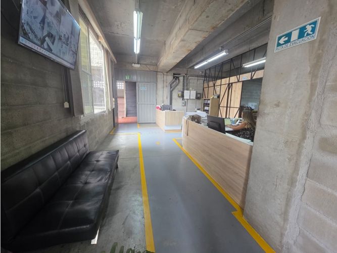 Bodega en arriendo en Villa Del Parque, Itagüí, 556 m² · foto 11 de 14