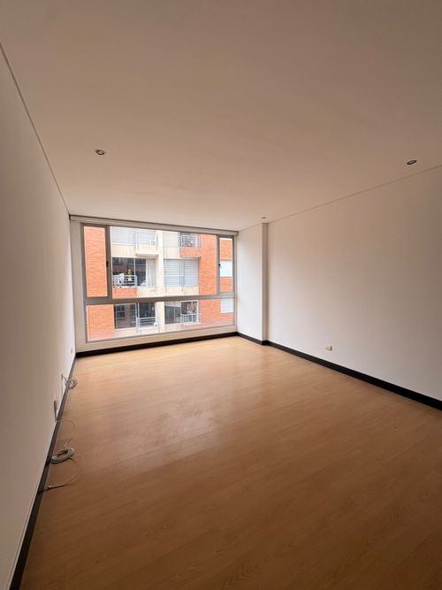 Apartamento de 2 alcobas en venta en Chico Norte, Bogotá, 70 m² · foto 23 de 24