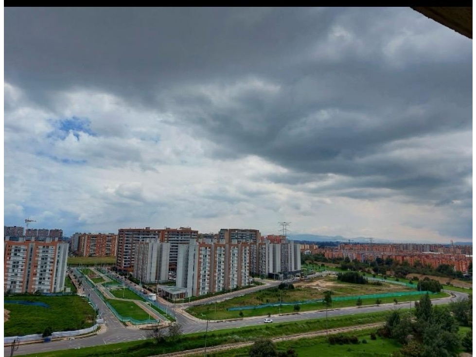 Apartamento en venta en La Felicidad, Bogotá · foto 6 de 13