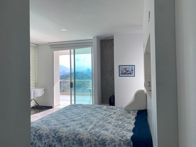 Apartamento de 3 alcobas en venta en Toche, Ibagué, 210 m² · foto 6 de 17