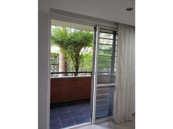 Apartamento en venta en Bochalema, Cali · foto 4 de 24