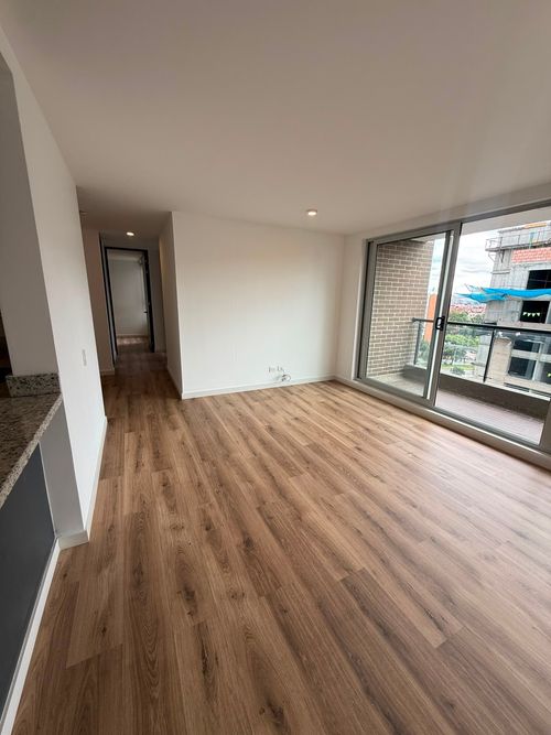 Apartamento de 3 alcobas en arriendo en Engativá, Bogotá, 86 m² · foto 2 de 20