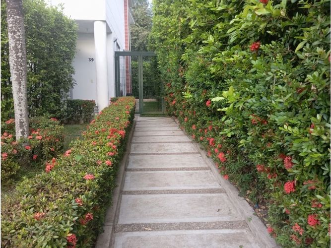 Casa de 3 alcobas en venta en Bosques De Peñalisa, Ricaurte, 242 m² · foto 4 de 24