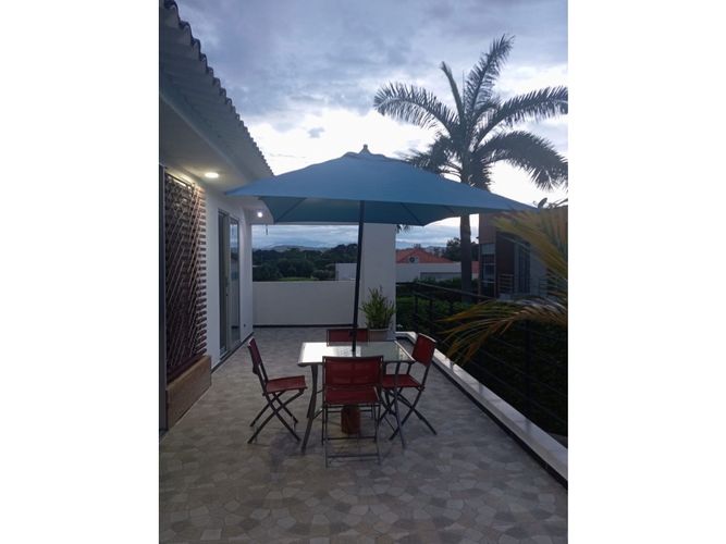 Casa de 3 alcobas en venta en Bosques De Peñalisa, Ricaurte, 242 m² · foto 14 de 24