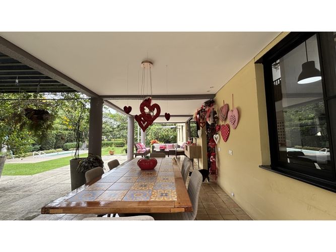 Casa de 4 alcobas en venta en Las Mercedes, Cali, 406 m² · foto 15 de 24