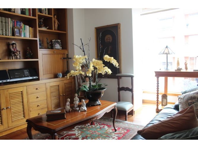 Apartamento de 3 alcobas en venta en Chicó Navarra, Bogotá, 180 m² · foto 6 de 23